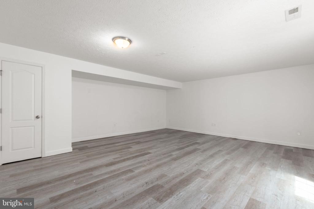 26 NOEL DRIVE