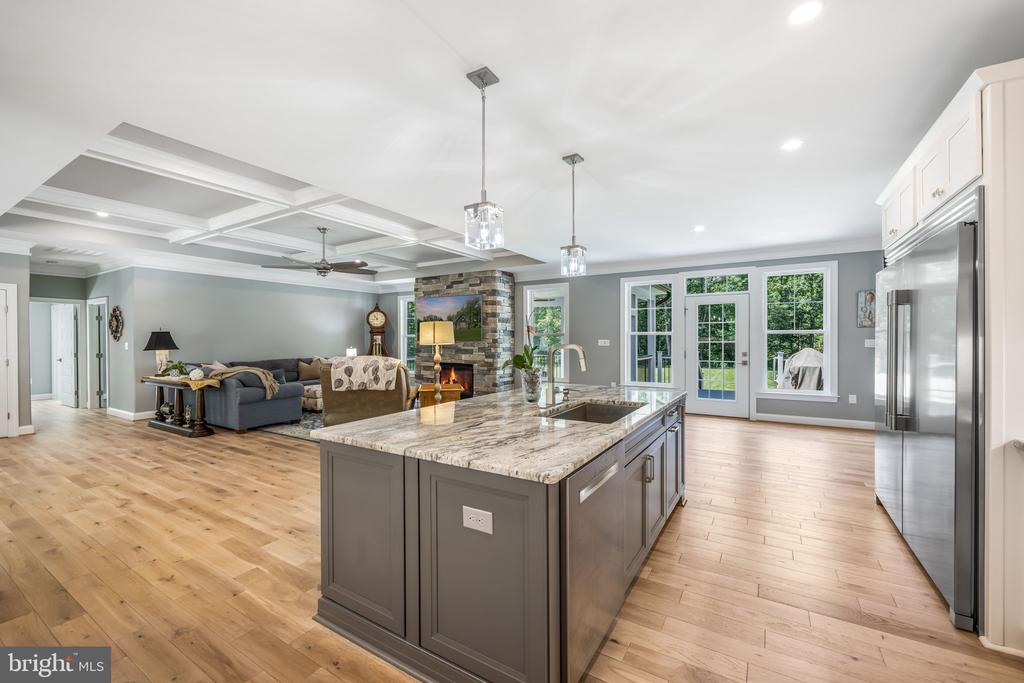 7121 COURTHOUSE ROAD