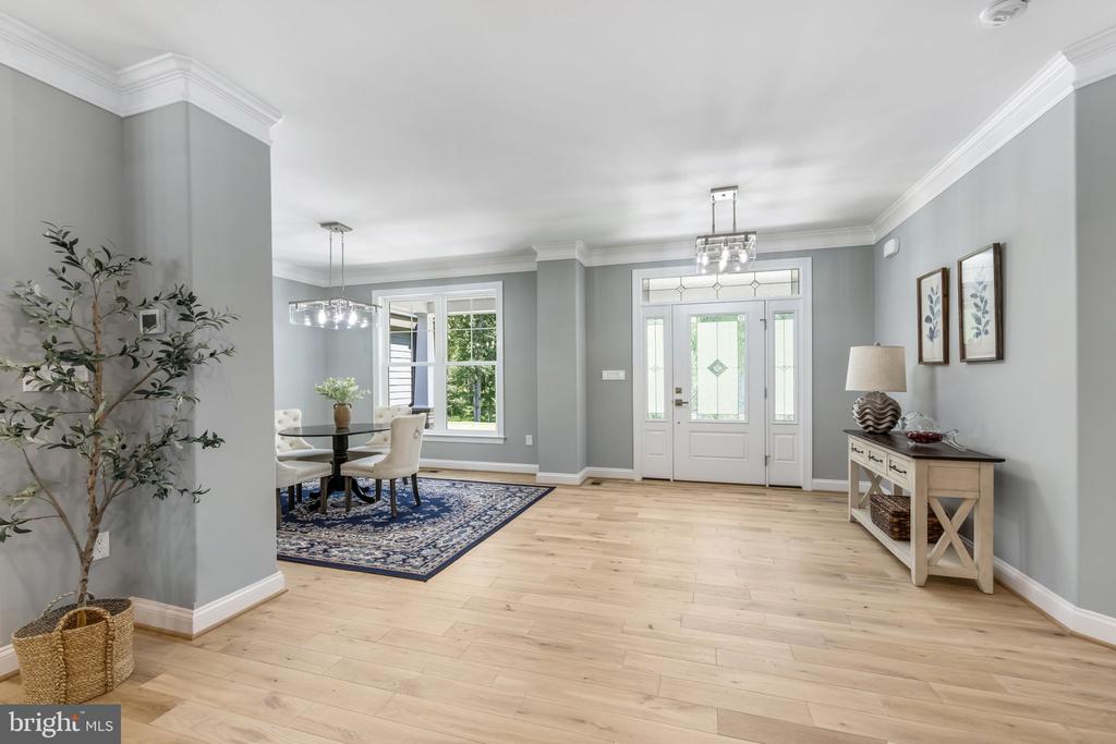 7121 COURTHOUSE ROAD