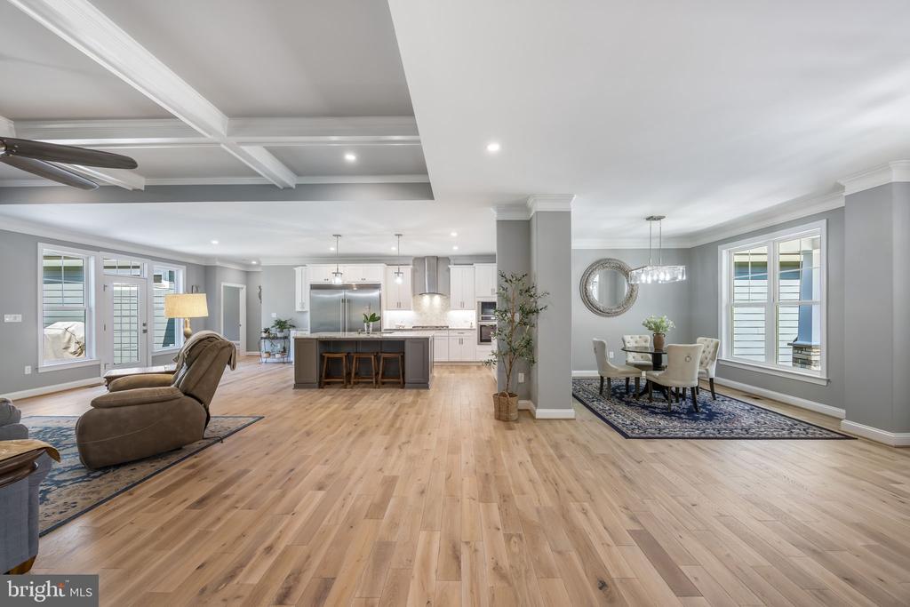 7121 COURTHOUSE ROAD