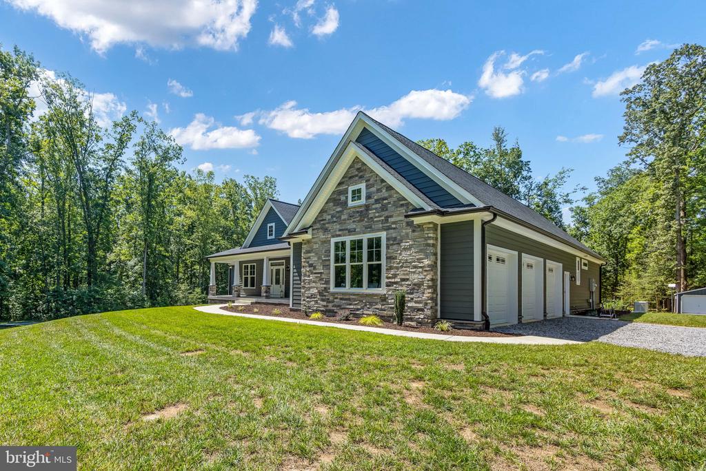 7121 COURTHOUSE ROAD