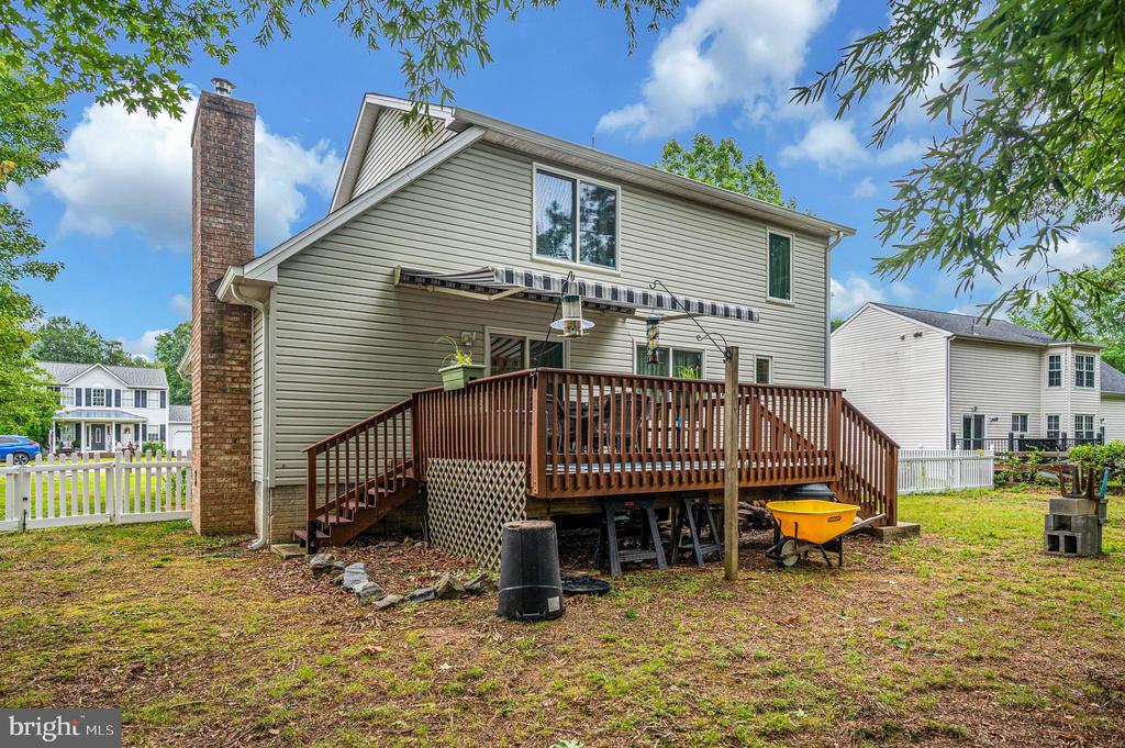 3913 LANCASTER RING ROAD