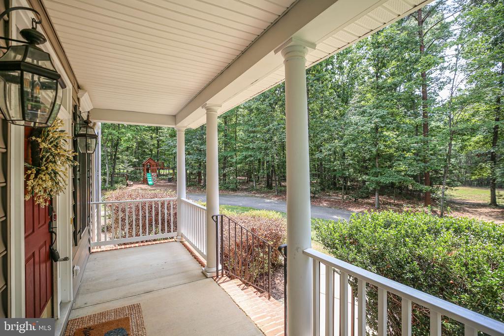 8613 LAROQUE RUN DRIVE