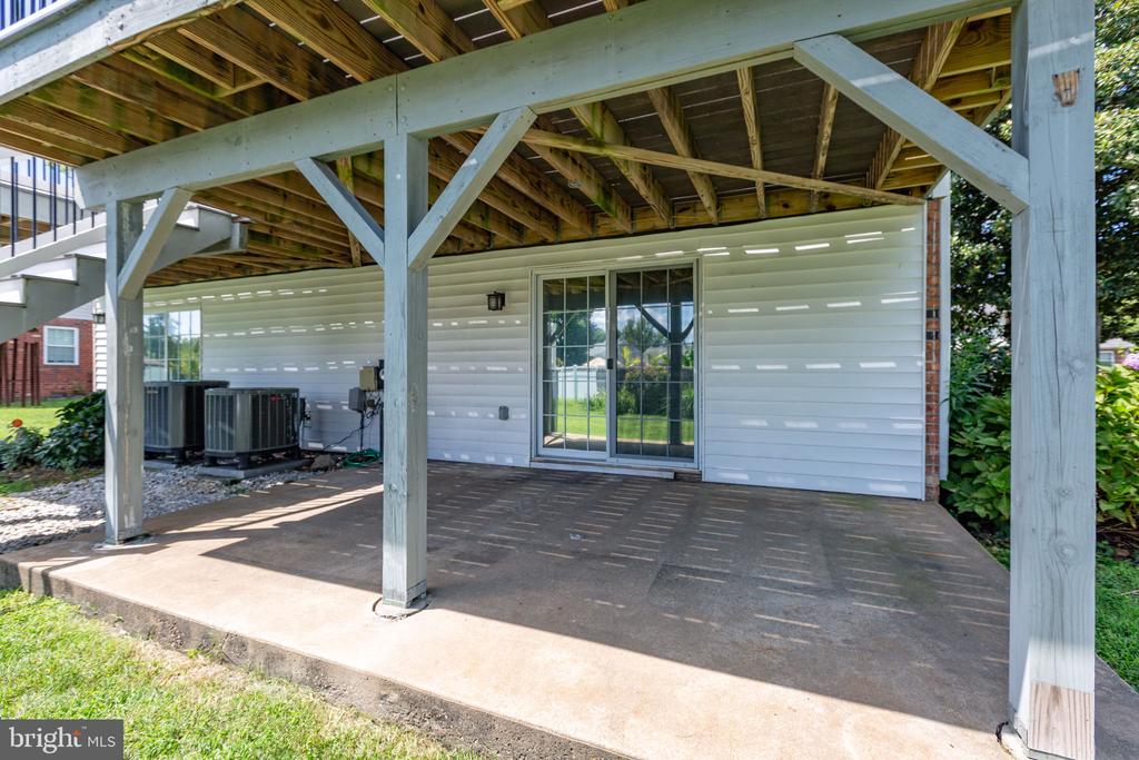 801 KILARNEY DRIVE
