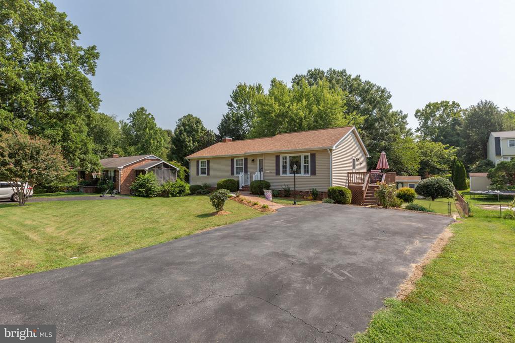 11511 SILVERLEAF LANE