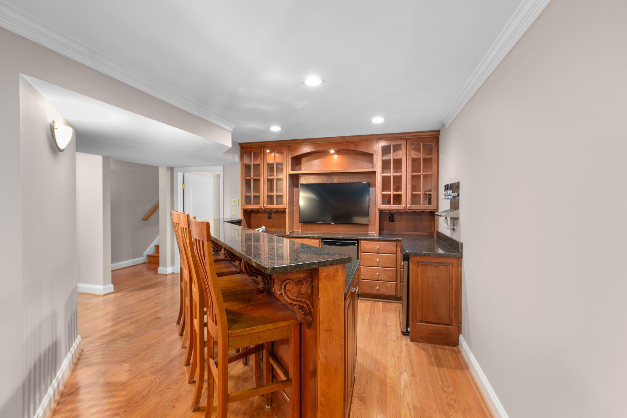 12308 CATHARINES FURNACE COURT