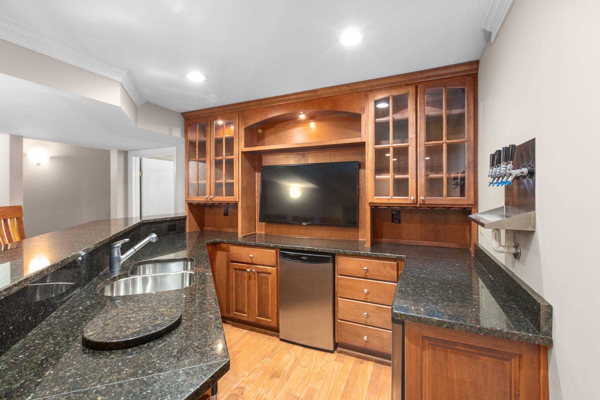 12308 CATHARINES FURNACE COURT