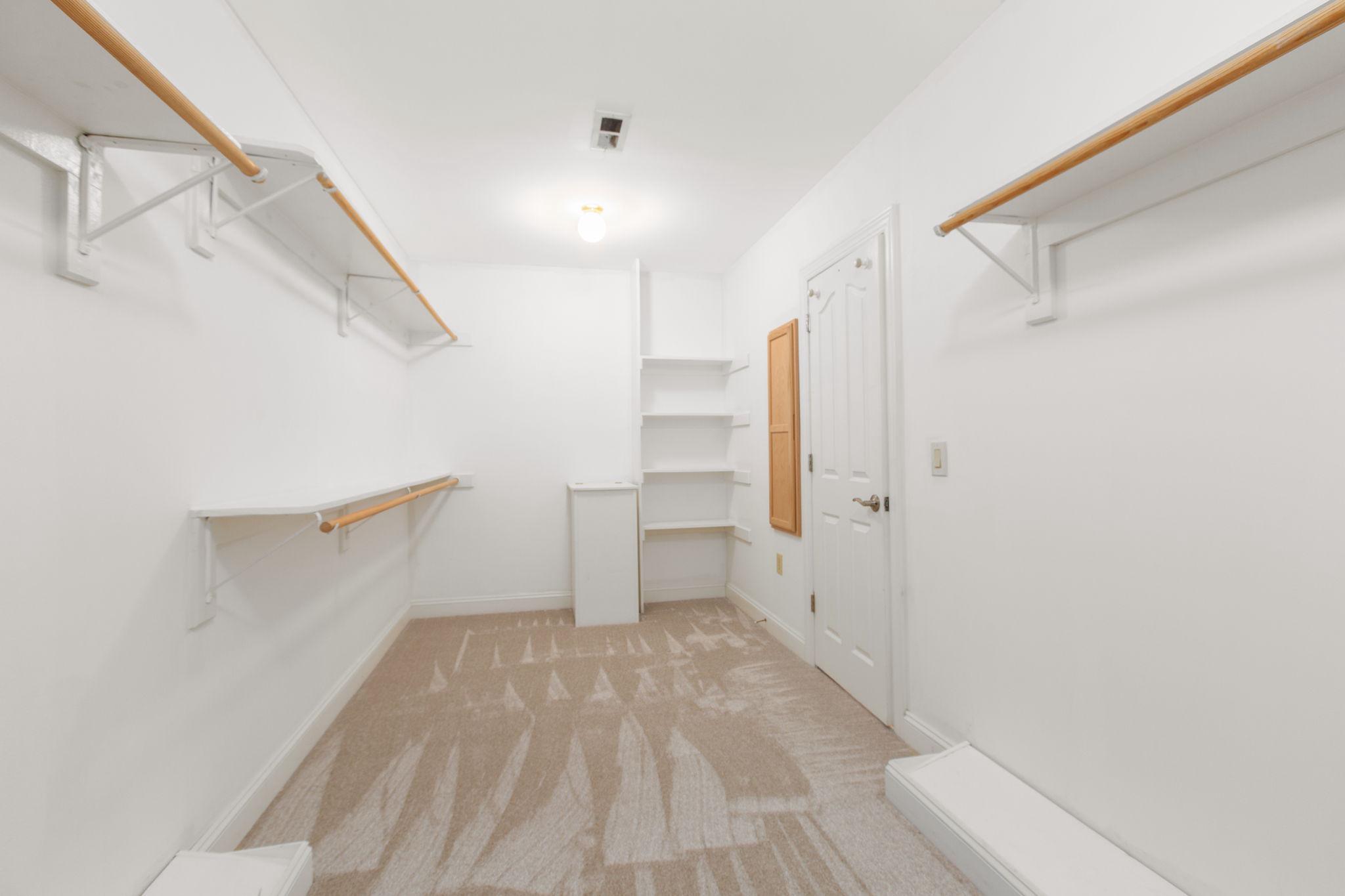 12308 CATHARINES FURNACE COURT