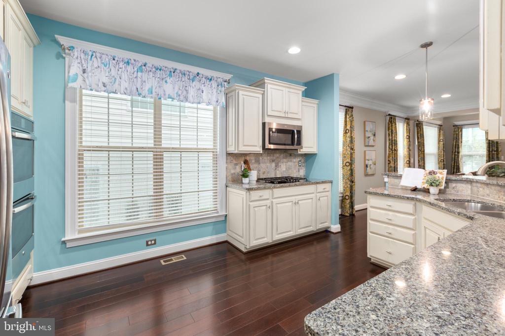 10006 WOFFORD WAY