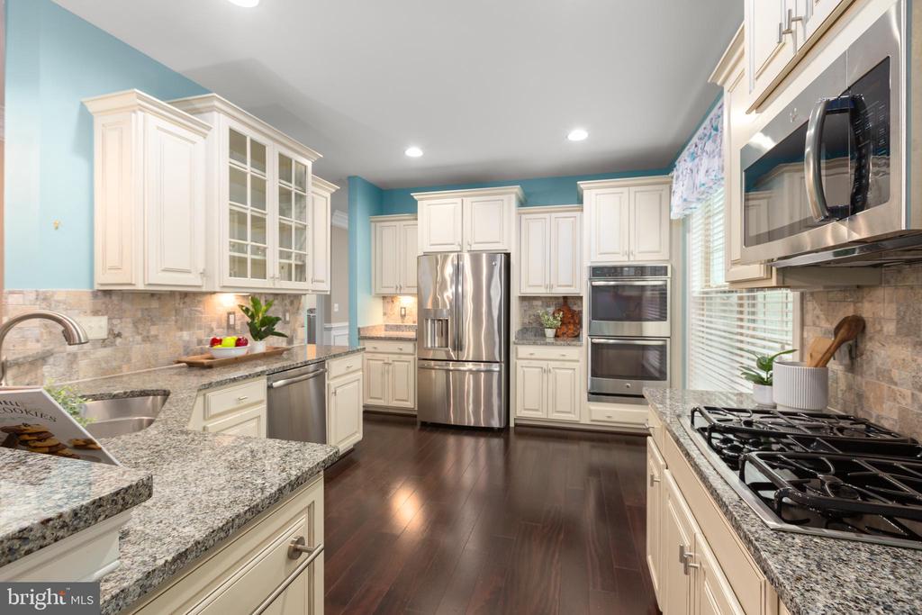 10006 WOFFORD WAY