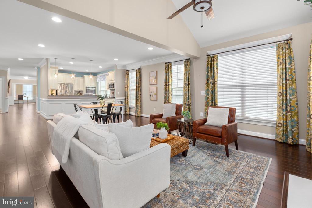 10006 WOFFORD WAY