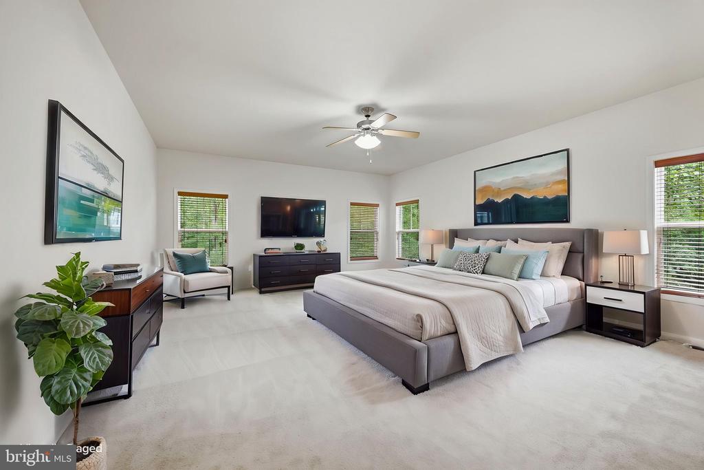 6121 SUNLIGHT MOUNTAIN