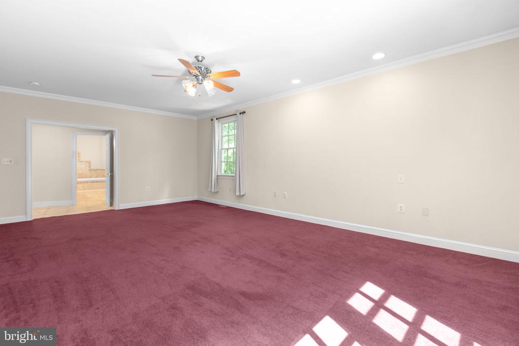 11806 FAWN LAKE PARKWAY