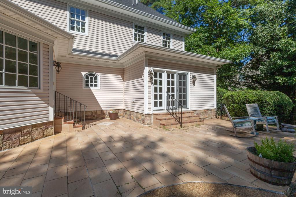 11806 FAWN LAKE PARKWAY