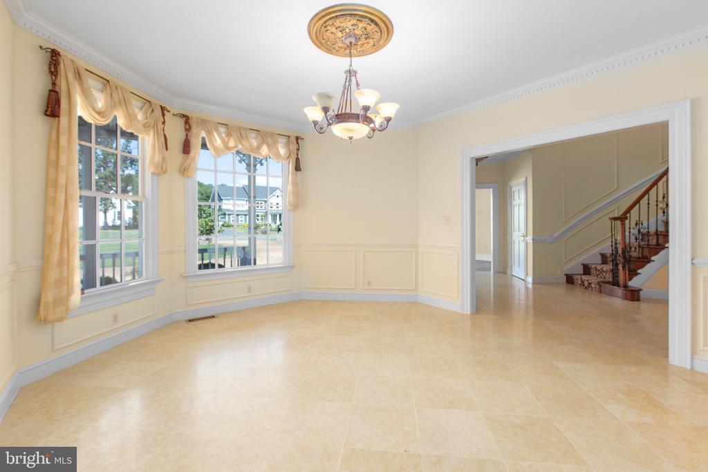 11806 FAWN LAKE PARKWAY