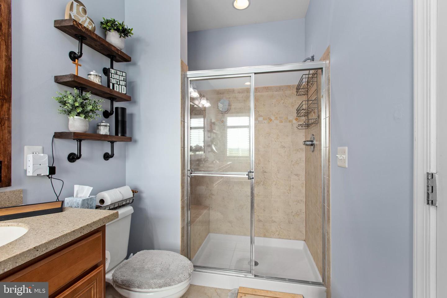 102 Hunting Creek Ln