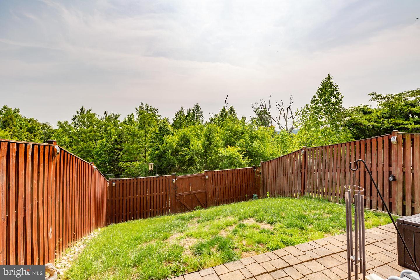 102 Hunting Creek Ln