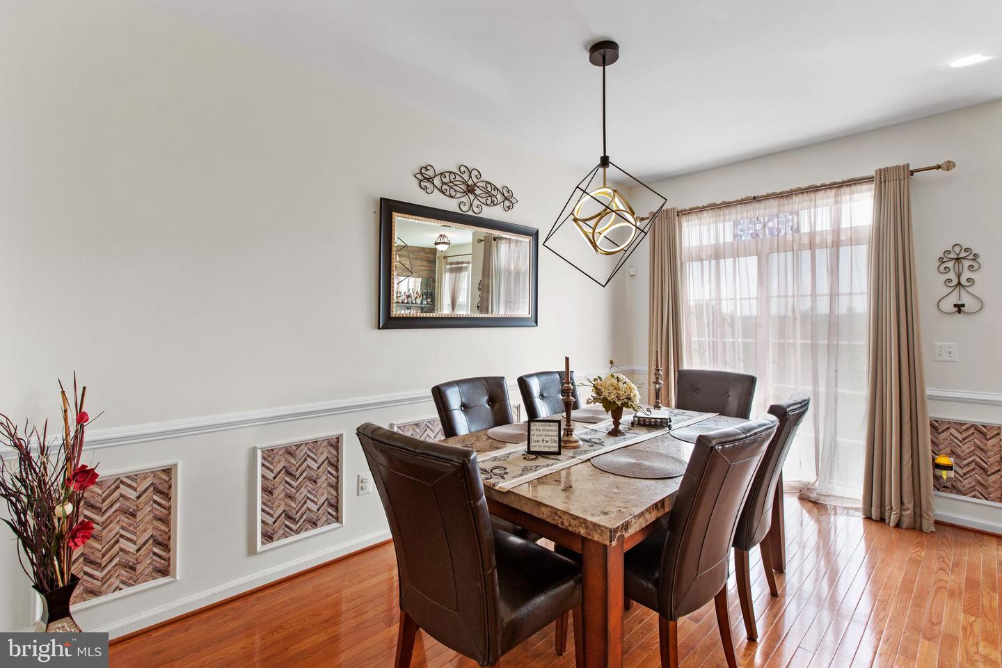 102 Hunting Creek Ln