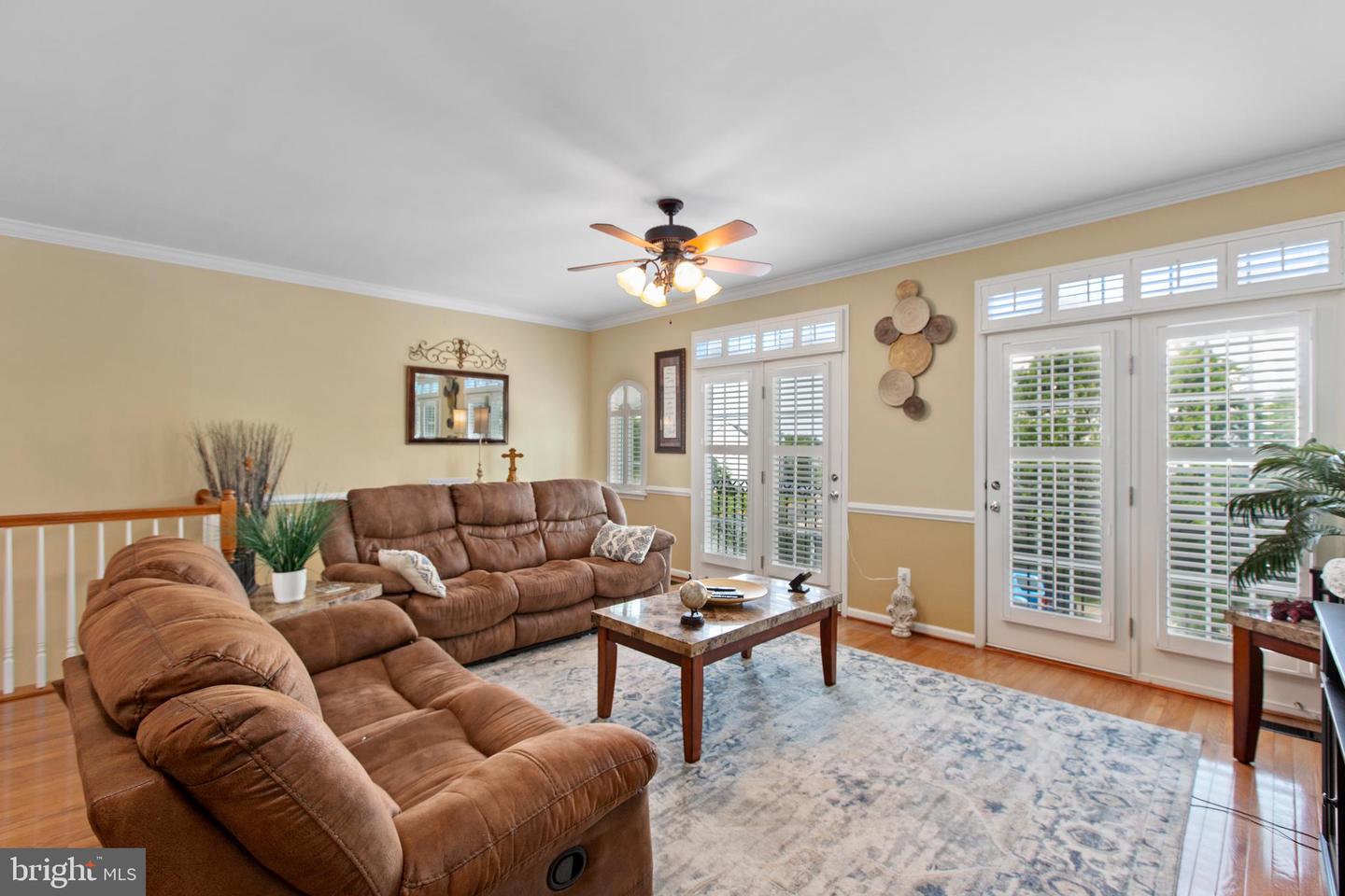 102 Hunting Creek Ln