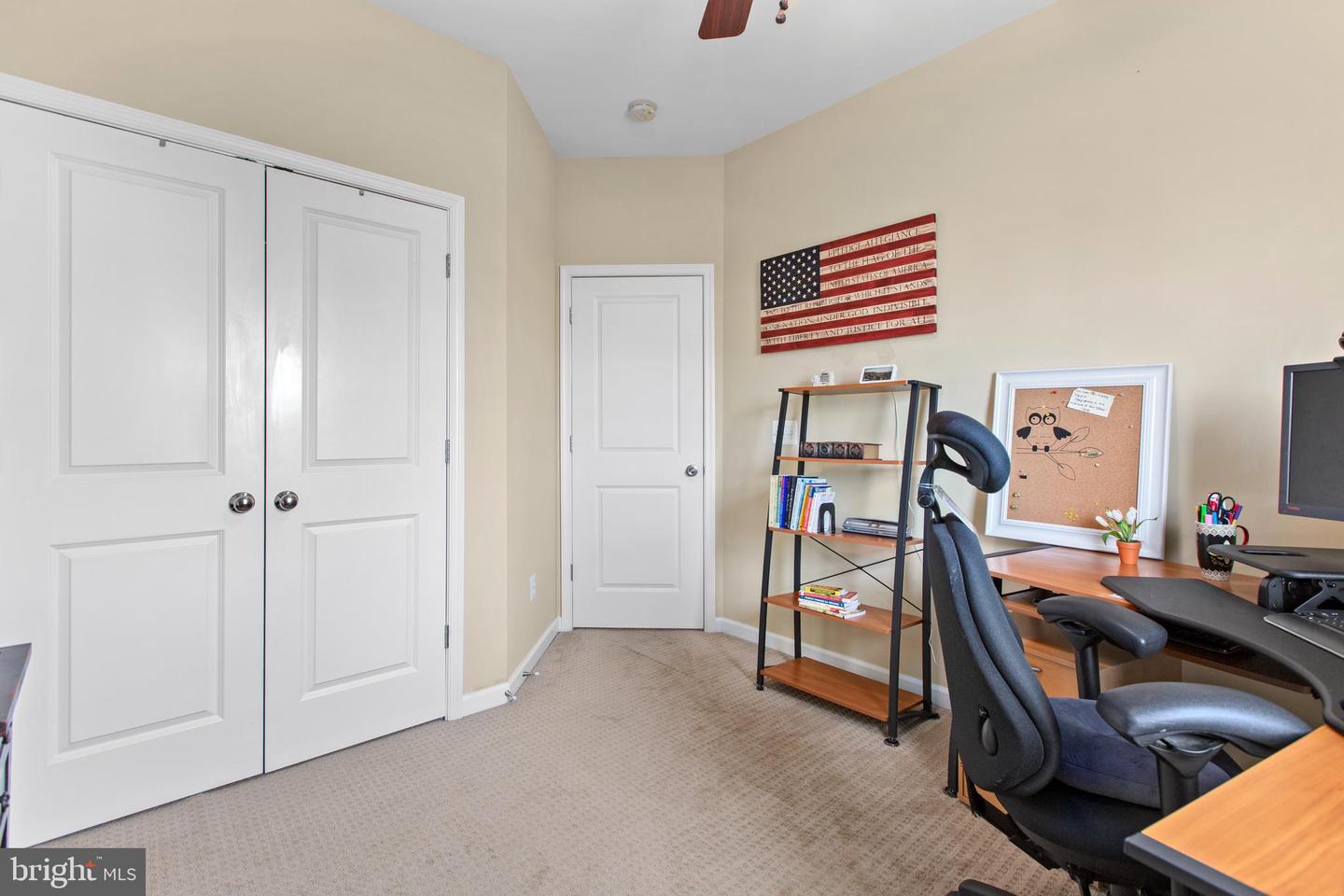 102 Hunting Creek Ln