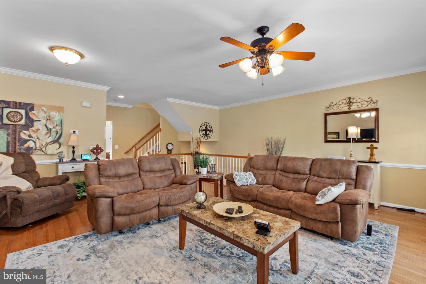 102 Hunting Creek Ln