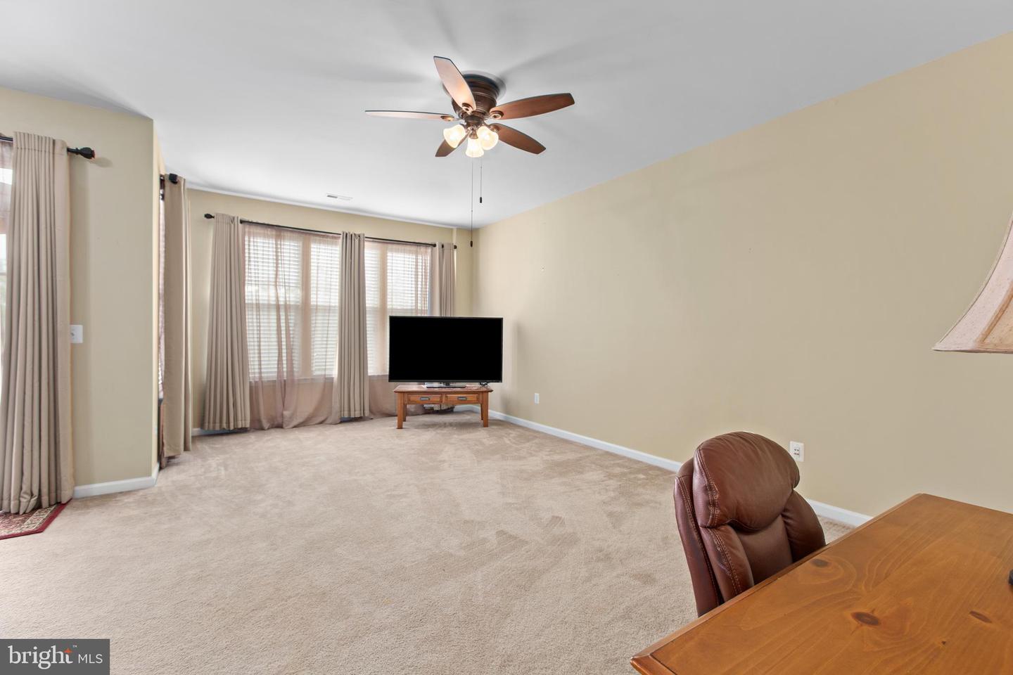 102 Hunting Creek Ln