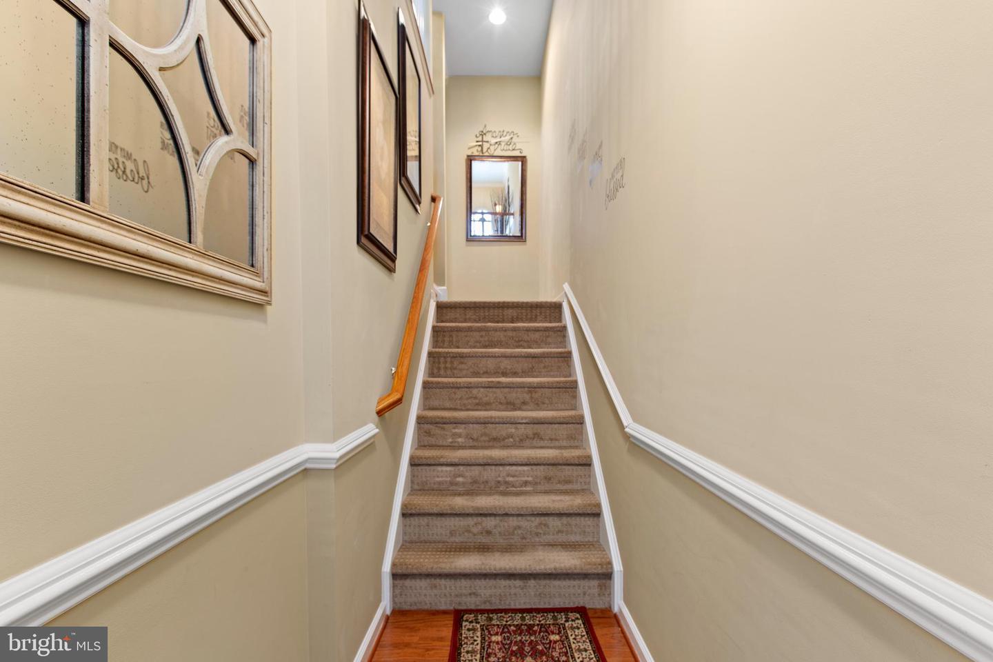 102 Hunting Creek Ln