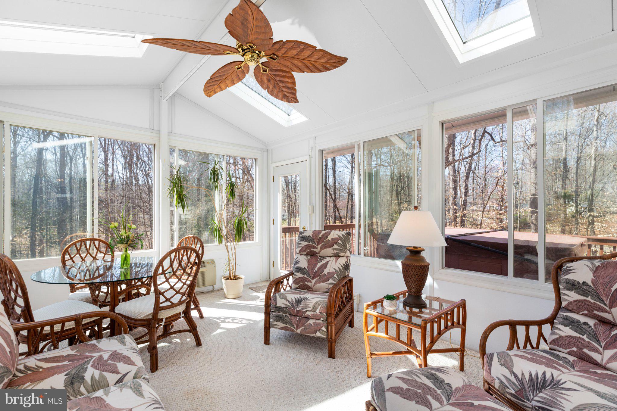 2537 MOUNTAIN VIEW ROAD