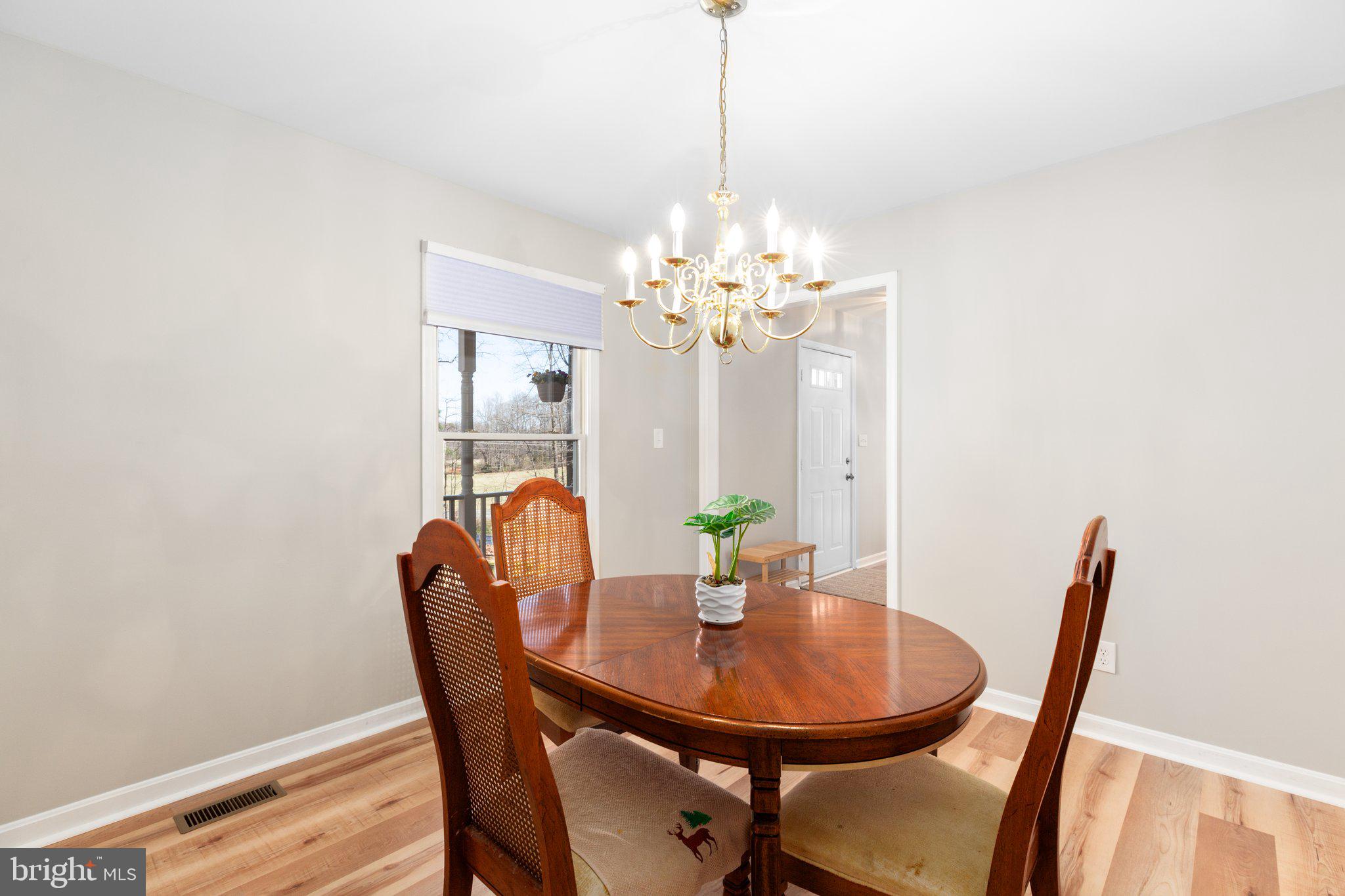 2537 MOUNTAIN VIEW ROAD