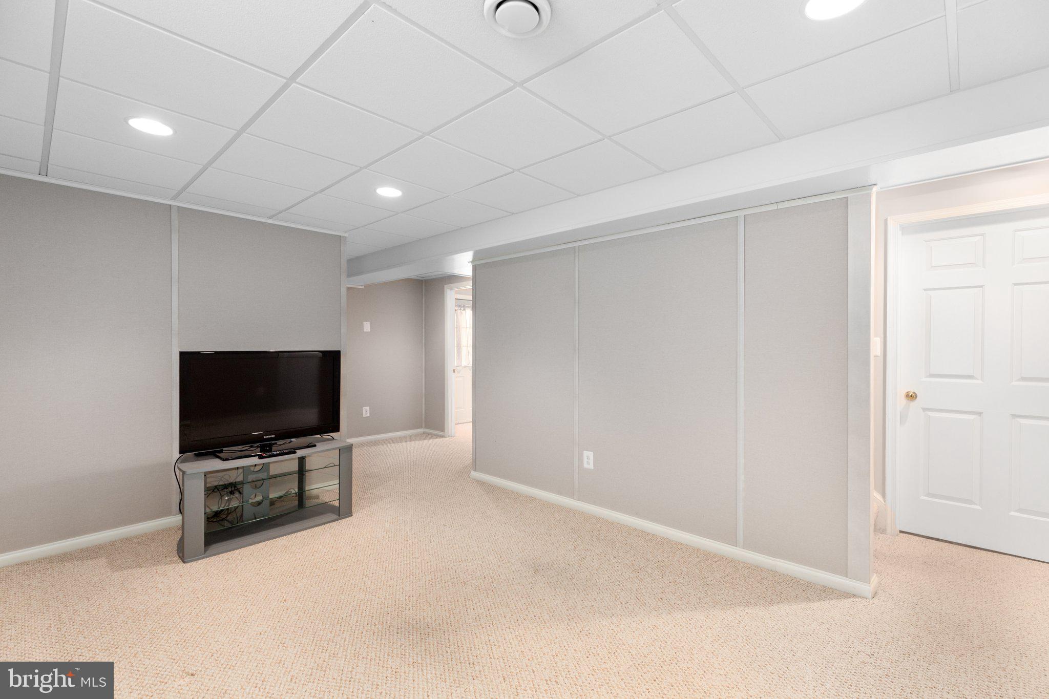 2537 MOUNTAIN VIEW ROAD