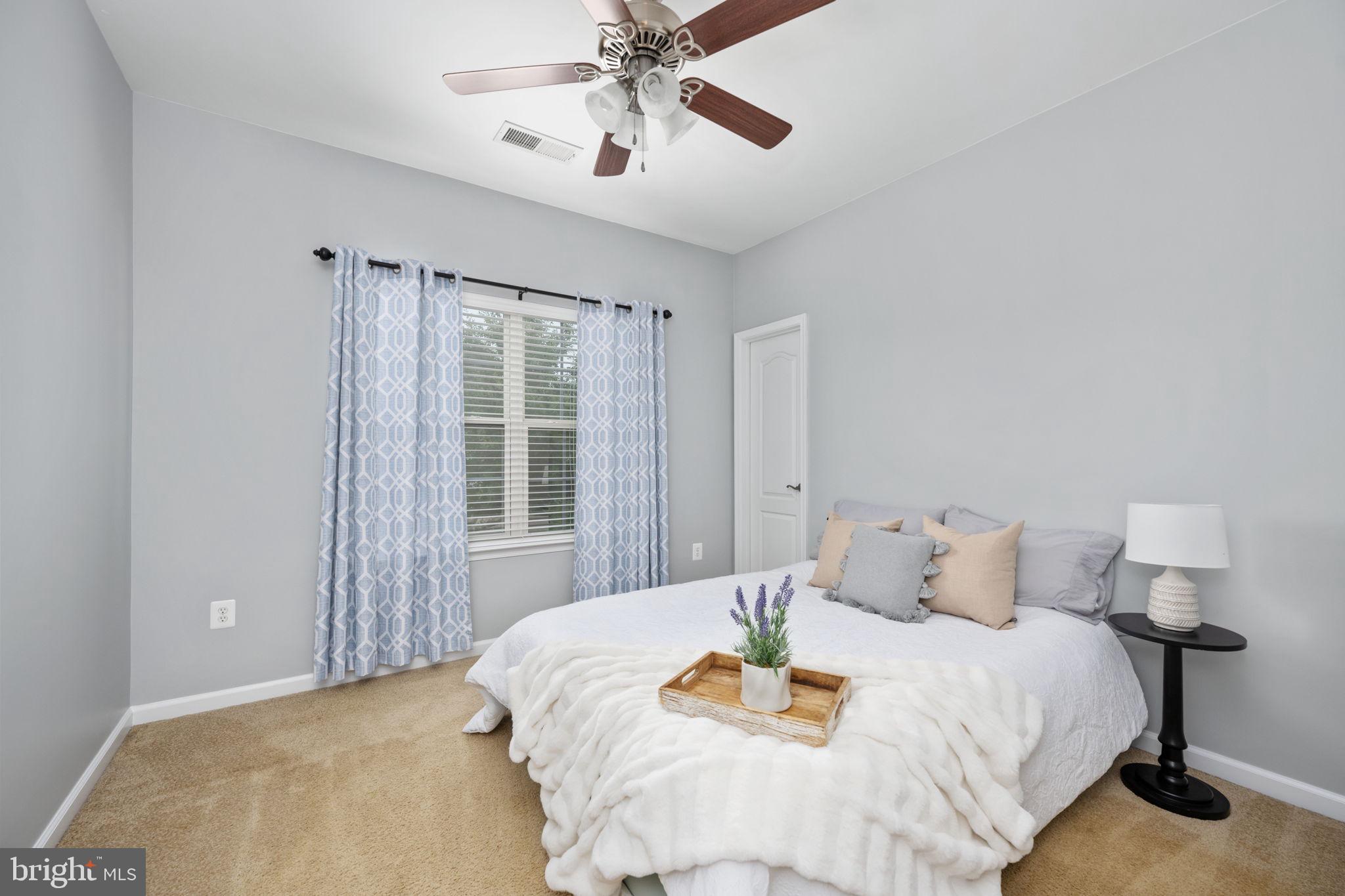 34 ROYAL CRESCENT WAY