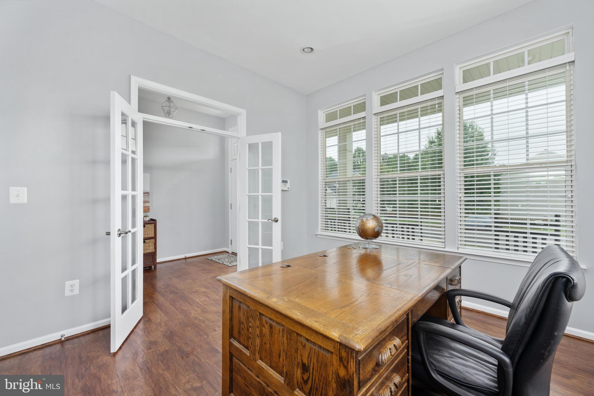 34 ROYAL CRESCENT WAY