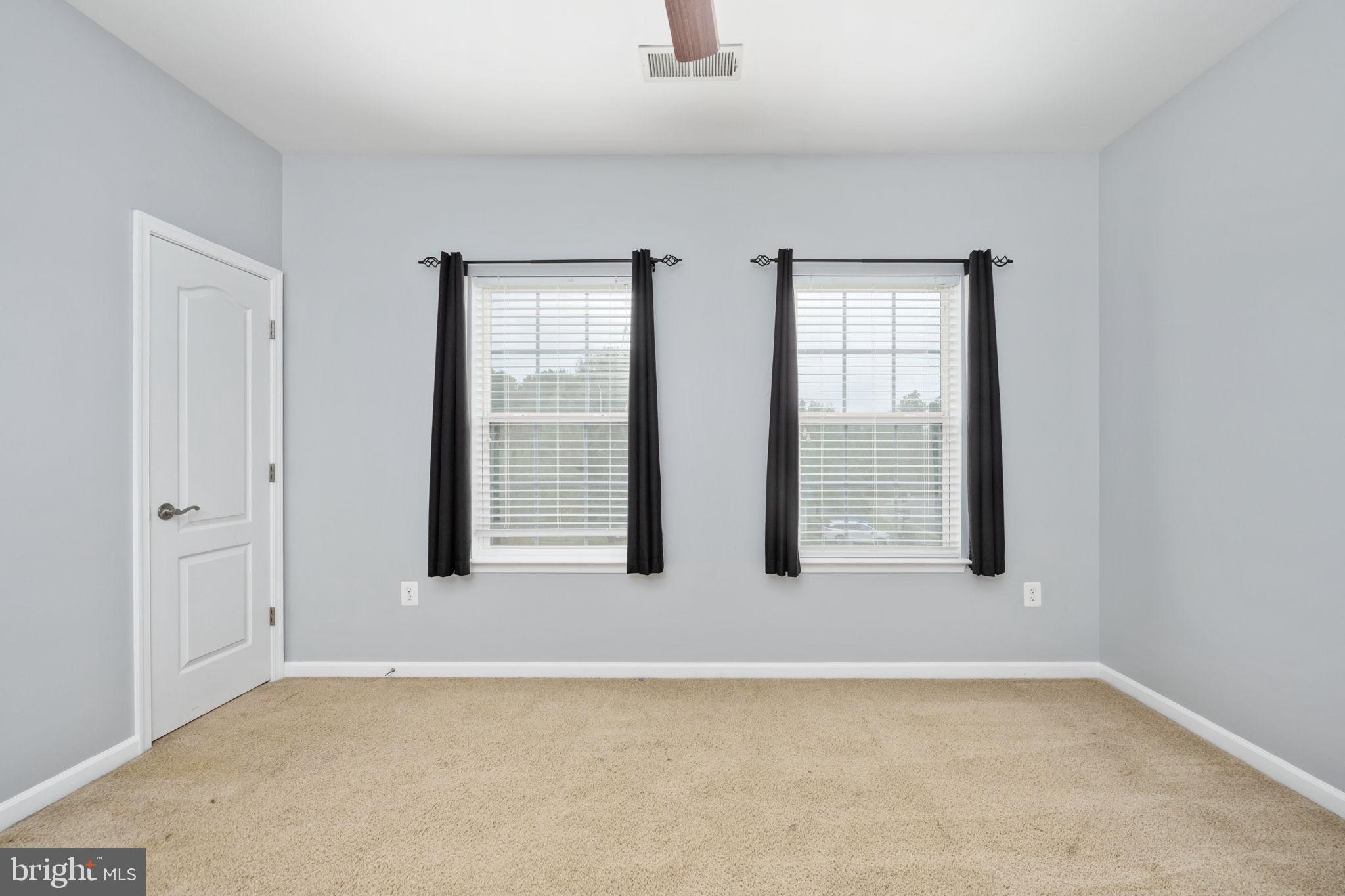 34 ROYAL CRESCENT WAY