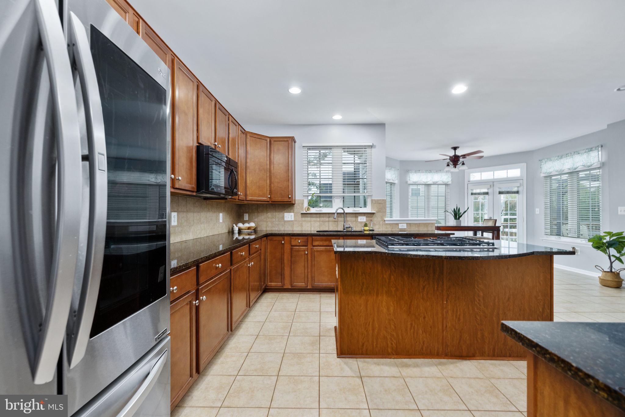 34 ROYAL CRESCENT WAY