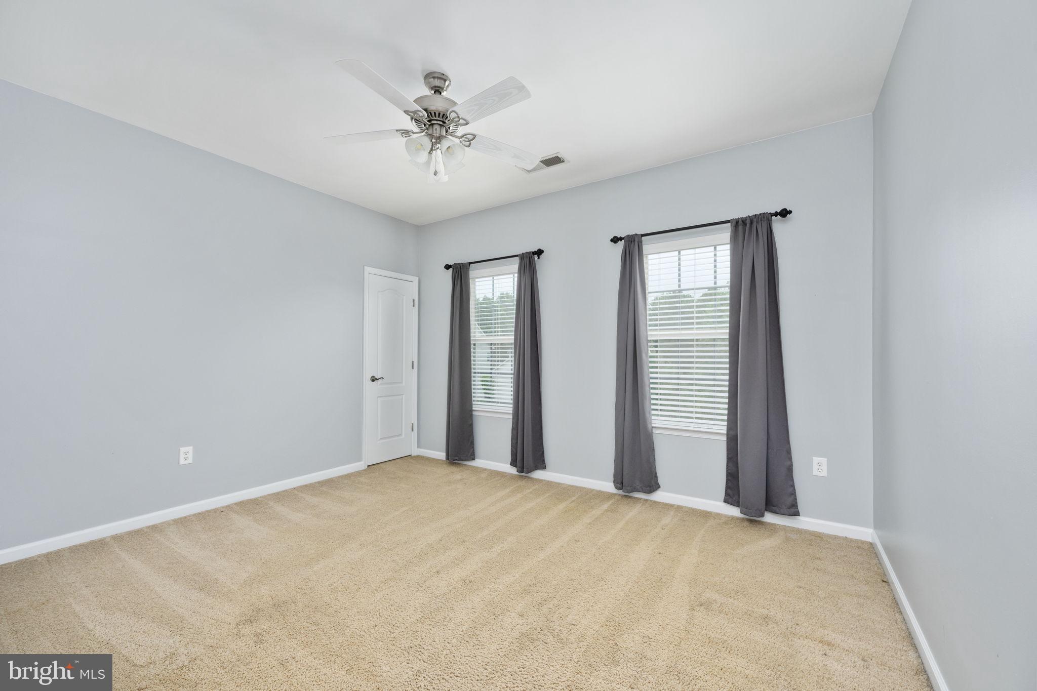 34 ROYAL CRESCENT WAY