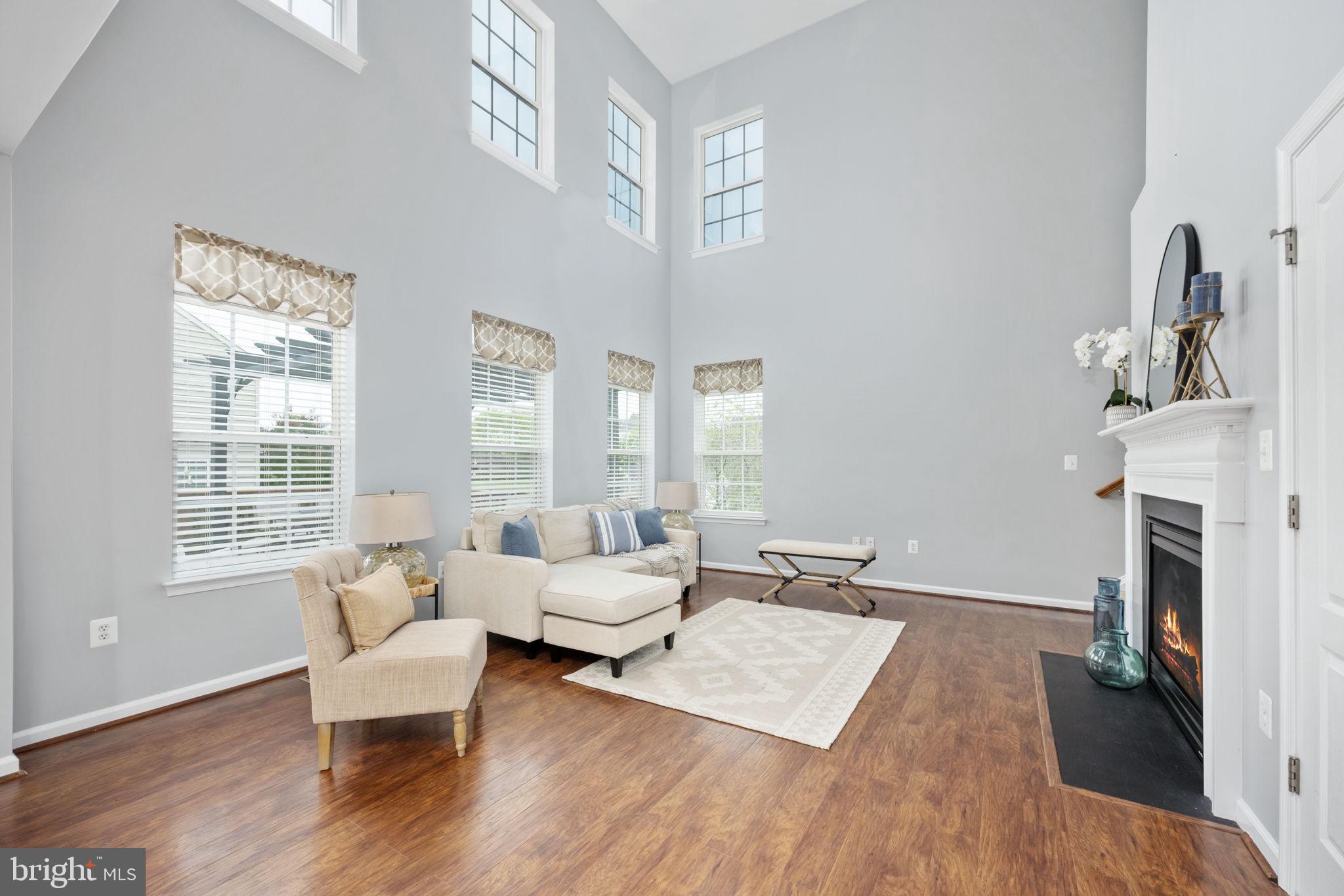 34 ROYAL CRESCENT WAY