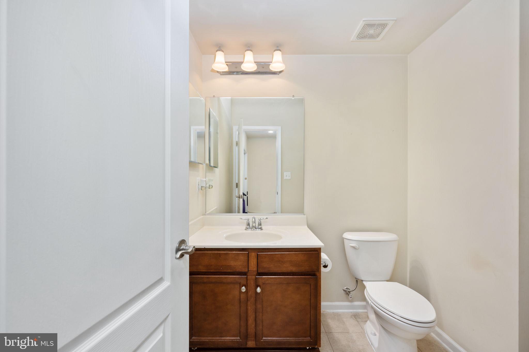 34 ROYAL CRESCENT WAY