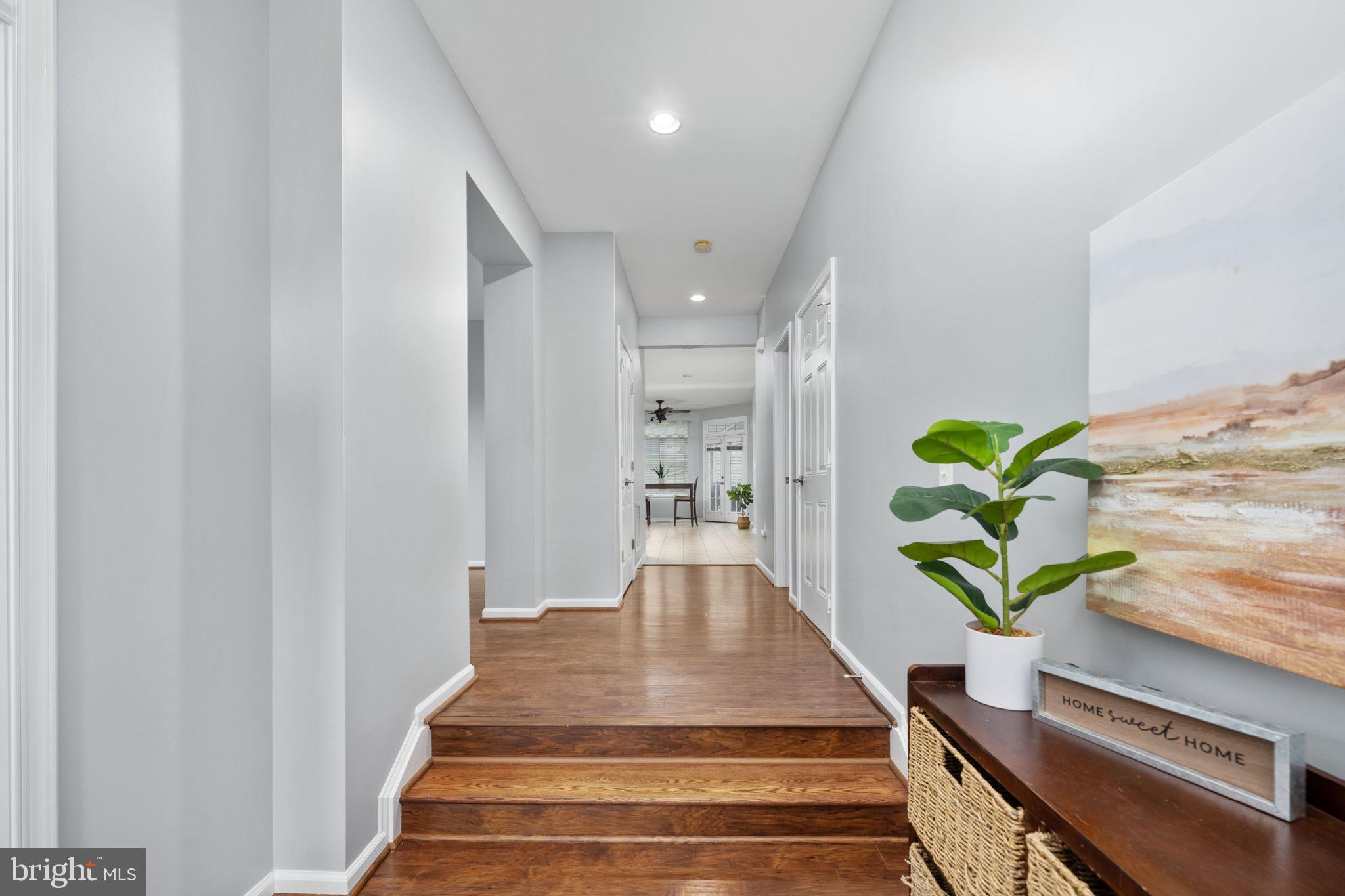 34 ROYAL CRESCENT WAY