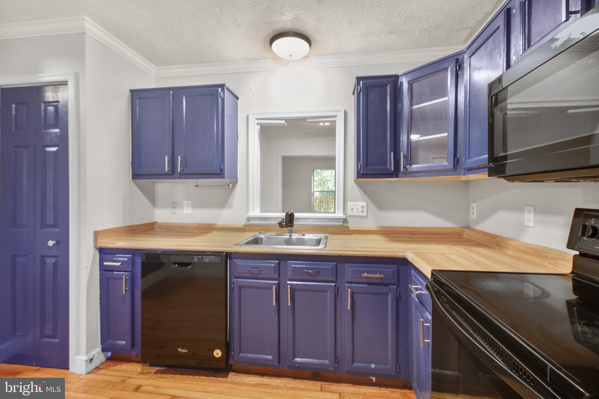 201 STAFFORD MEWS LANE