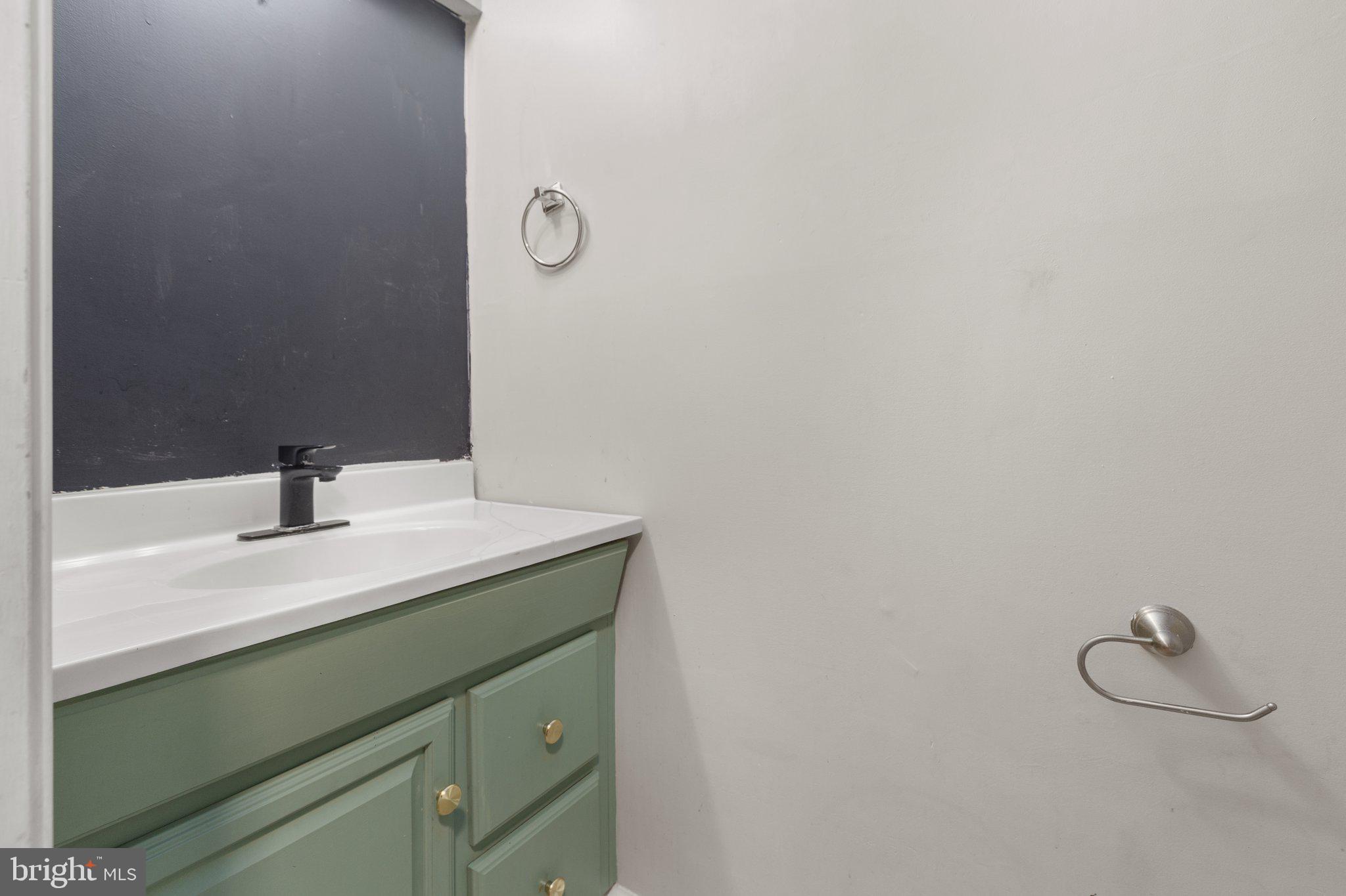 201 STAFFORD MEWS LANE