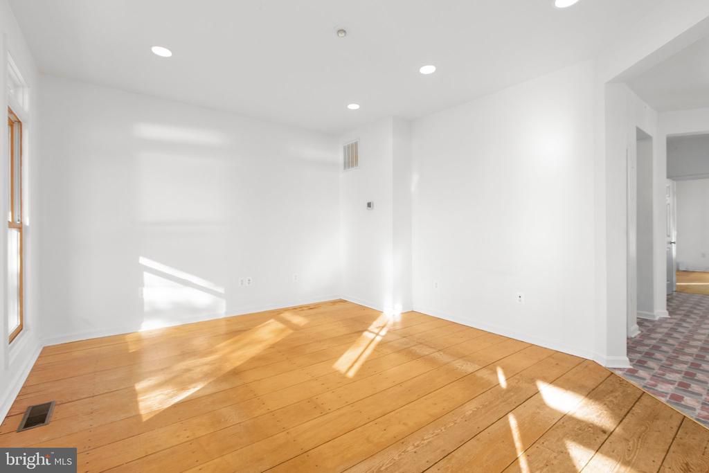 75 BETTS ROAD