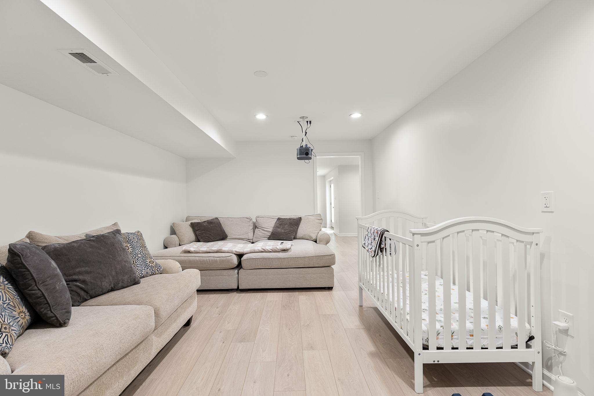 10 FRESH WATER DRIVE