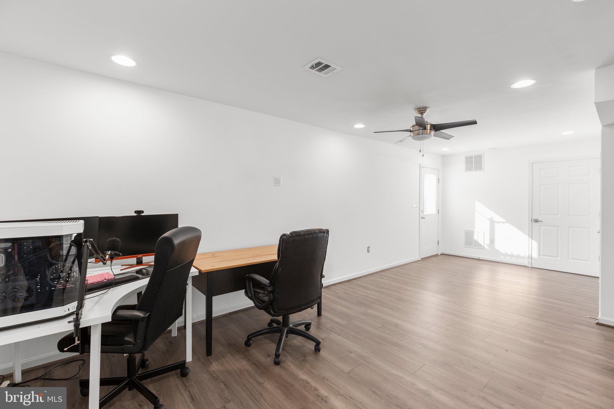 27 HOPKINS BRANCH WAY