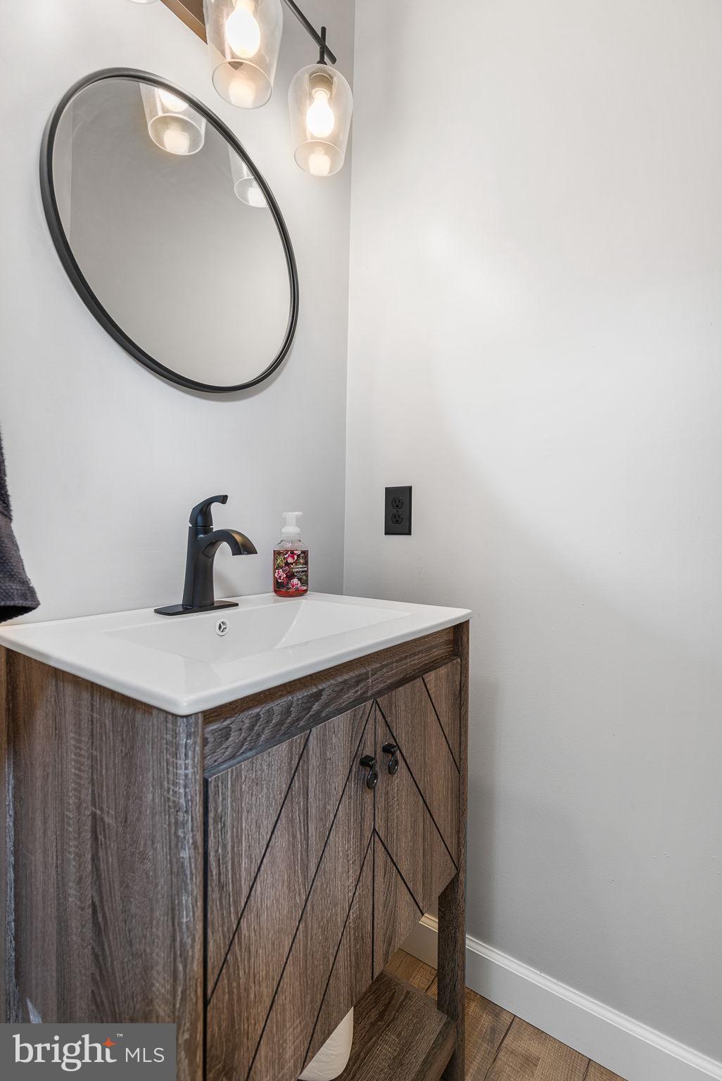 300 WIMBELDON COURT 218