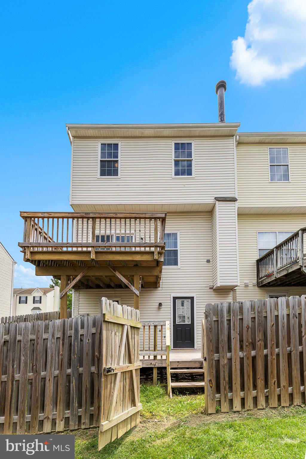 300 WIMBELDON COURT 218