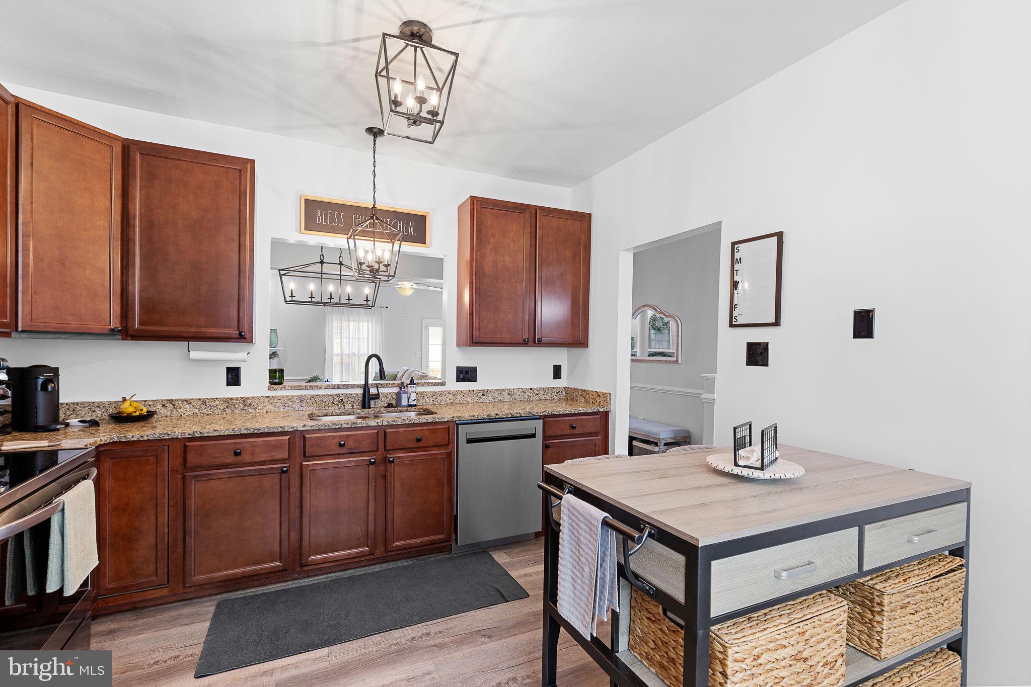 300 WIMBELDON COURT 218