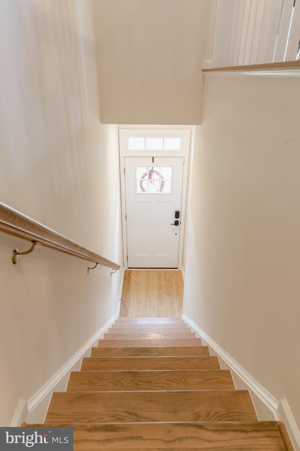 1221 CREEK BANK DRIVE