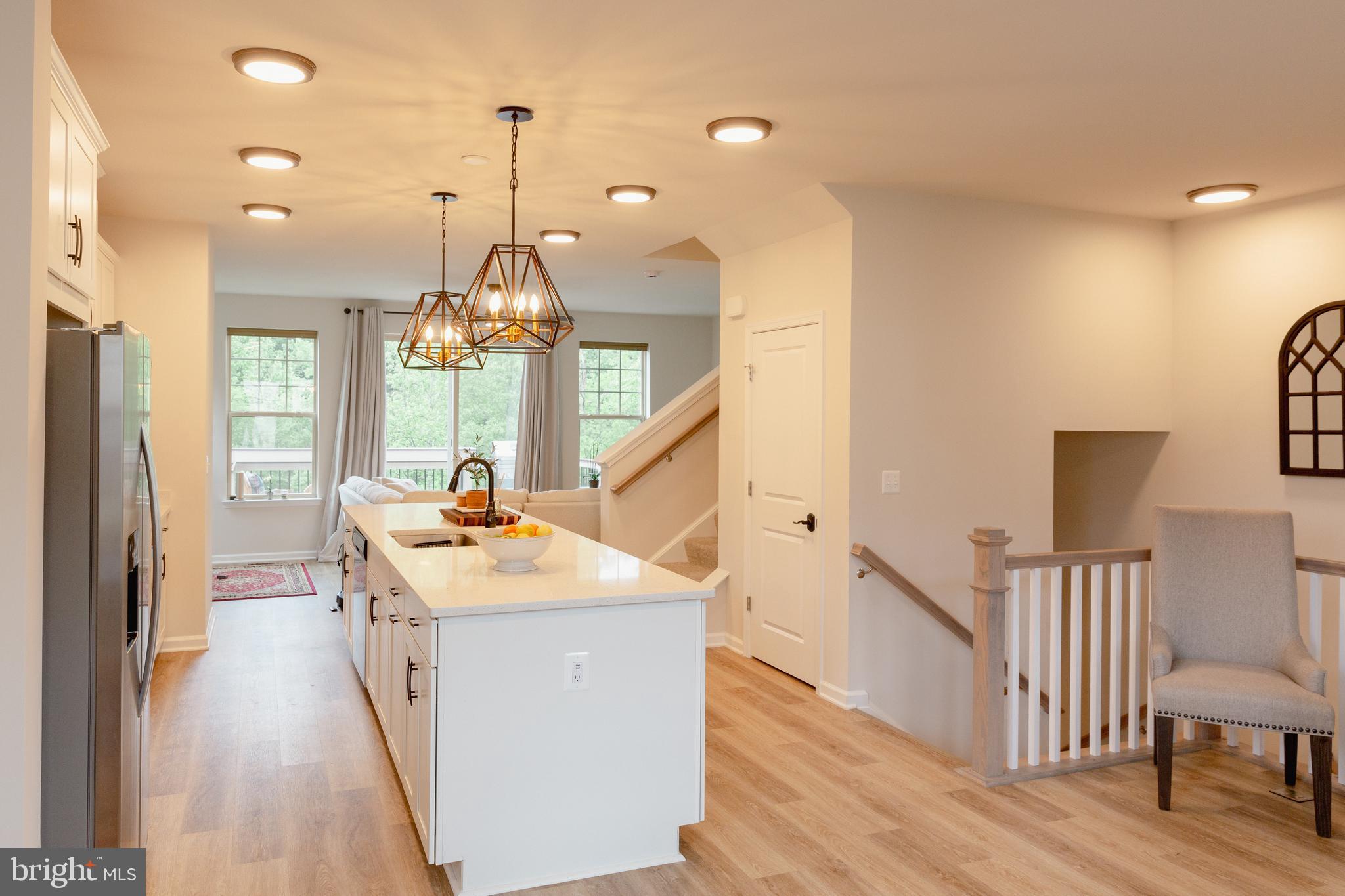 1221 CREEK BANK DRIVE