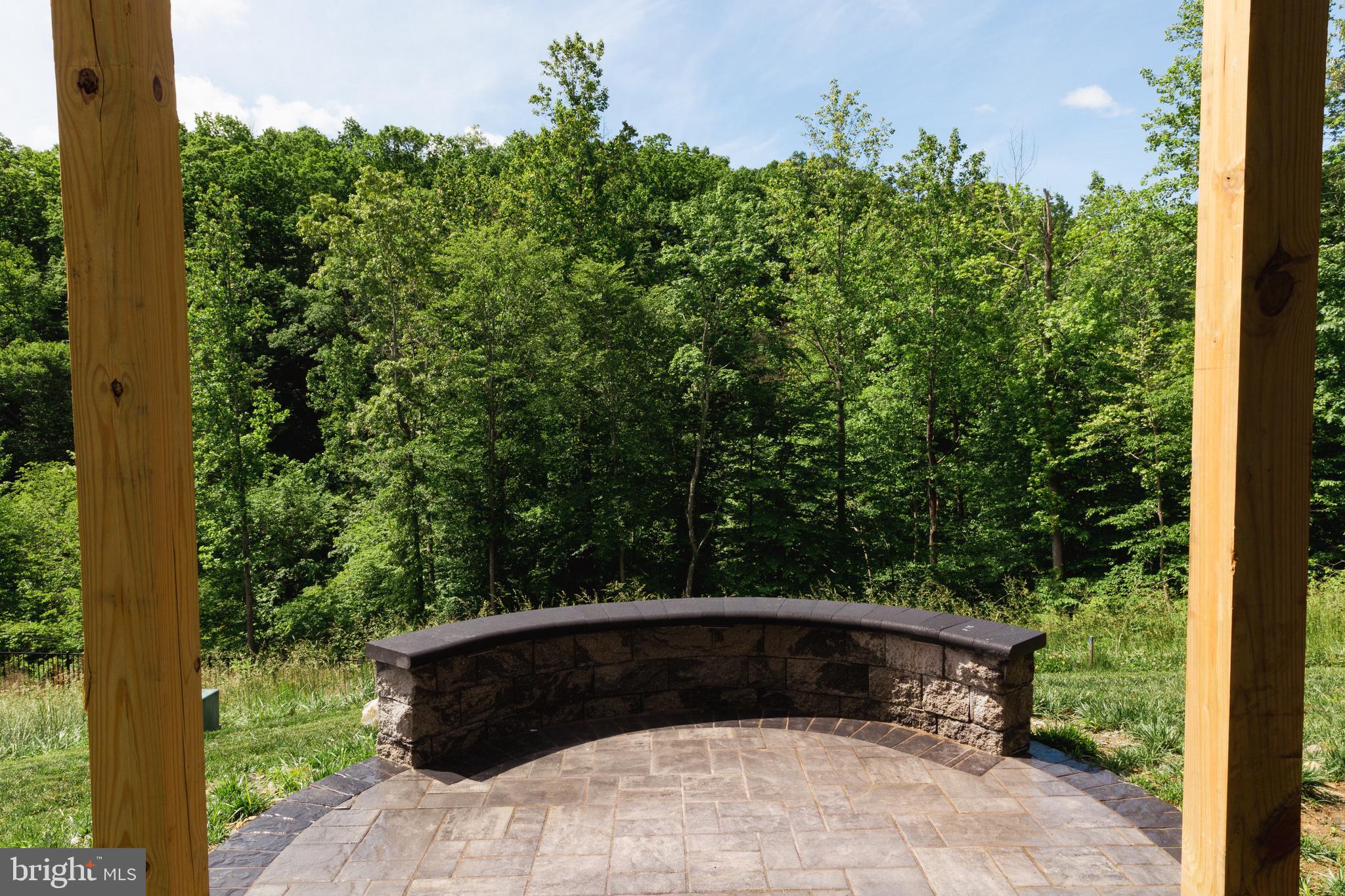 1221 CREEK BANK DRIVE