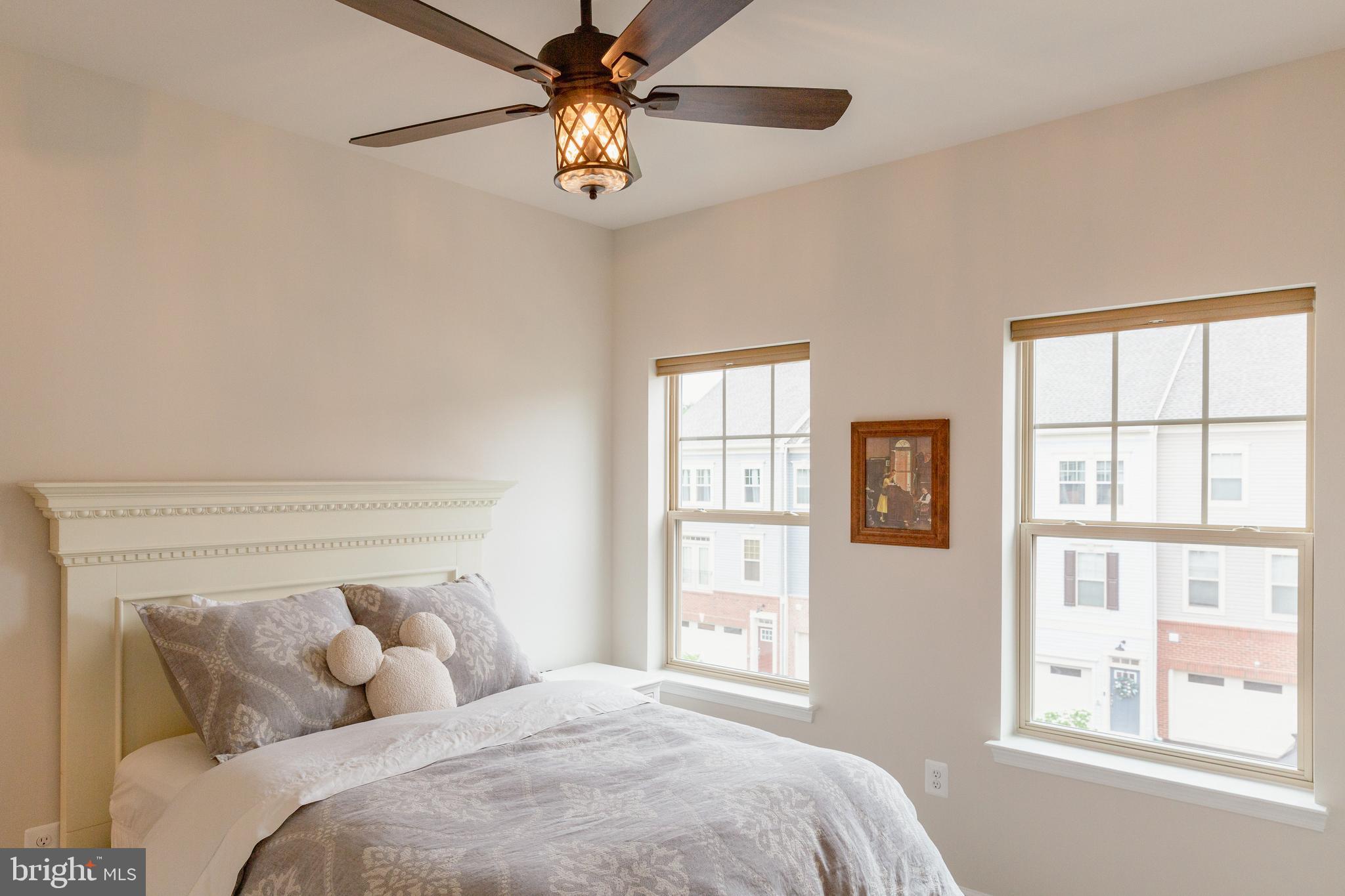 1221 CREEK BANK DRIVE